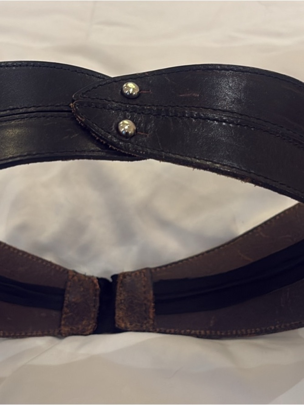 Classic Men's Black Leather Belt with Rivet Detail